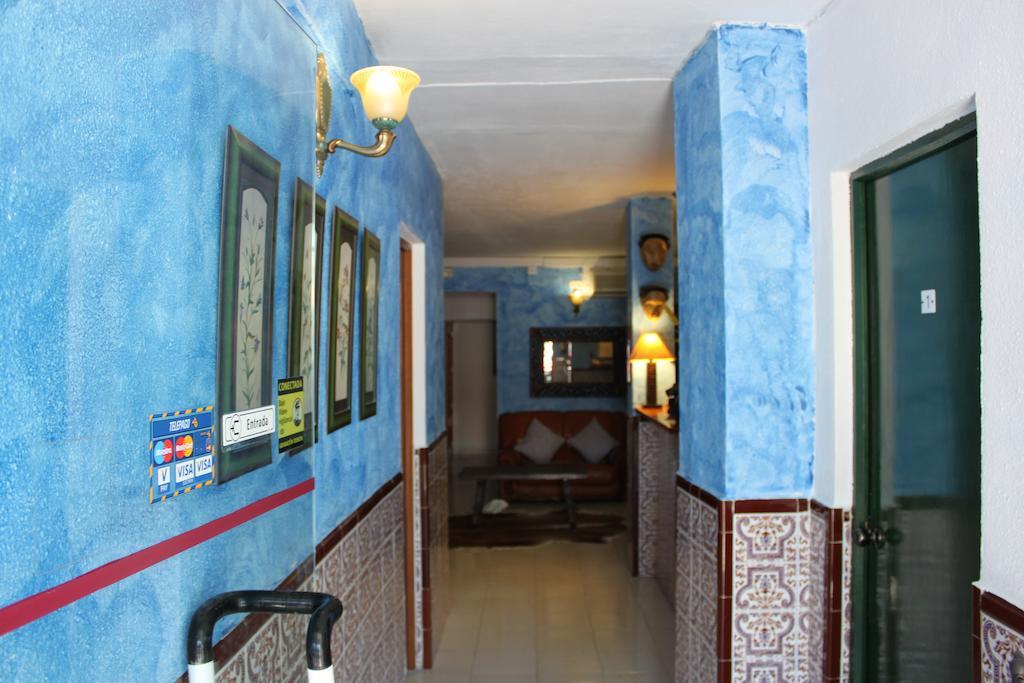 Hostal El Patio Alhaurin de la Torre Luaran gambar